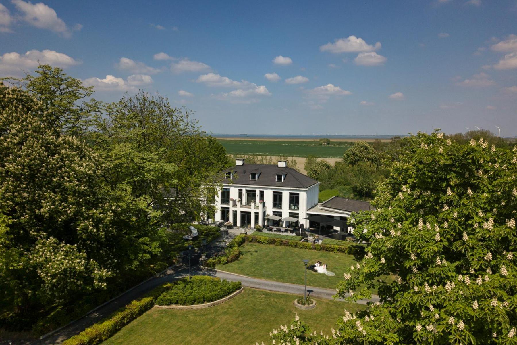 Landhuis Logan Landing Rilland-Bath Exterior photo